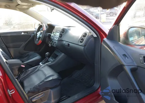 2012 Volkswagen Tiguan S из США, поврежденный, VIN WVGBV7AX2CW005308